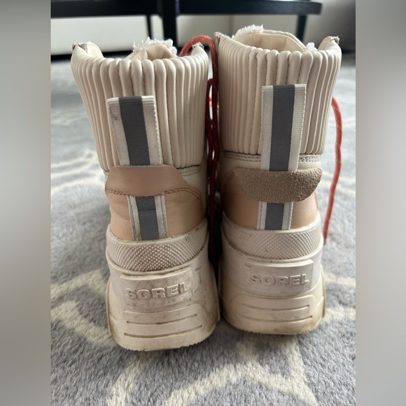 Sorel Fur Boots Size 8 Women’s - Picture 5 of 9